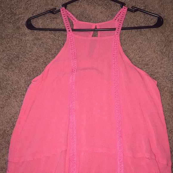 Hollister tank - Picture 3 of 4